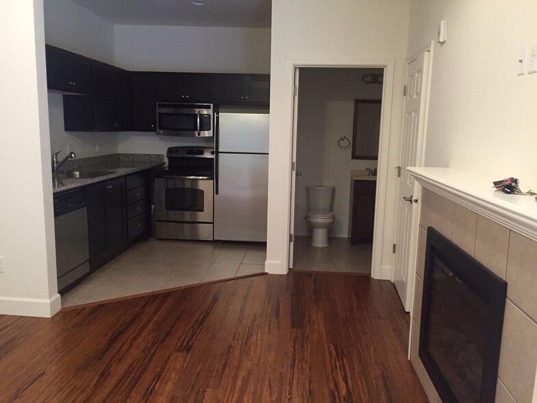 Interior Photo - Martin