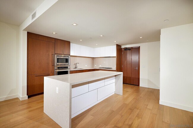 Building Photo - 1388 Kettner Blvd