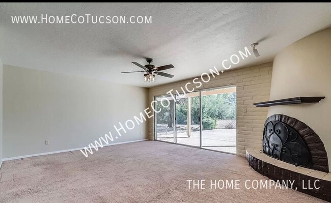 Building Photo - 525 W Orango Pl
