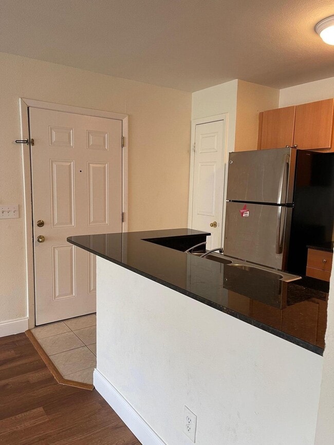 Building Photo - 1740 Palm Cove Blvd
