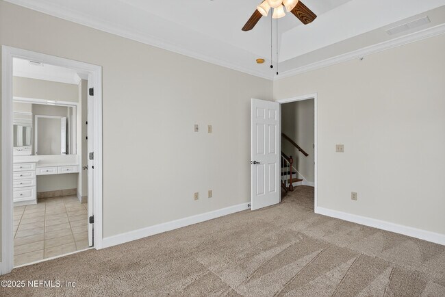 Building Photo - 430 E Bay St