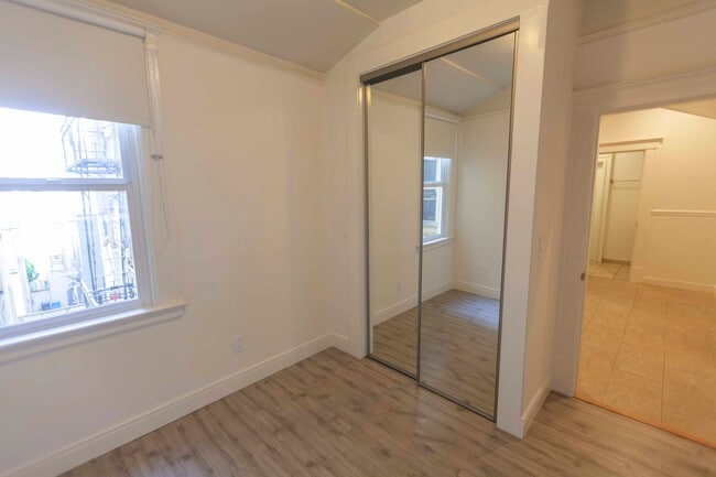 Building Photo - 4himmelmann