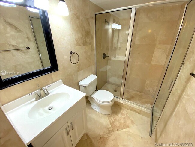 Building Photo - 2121 SW 82nd Ave