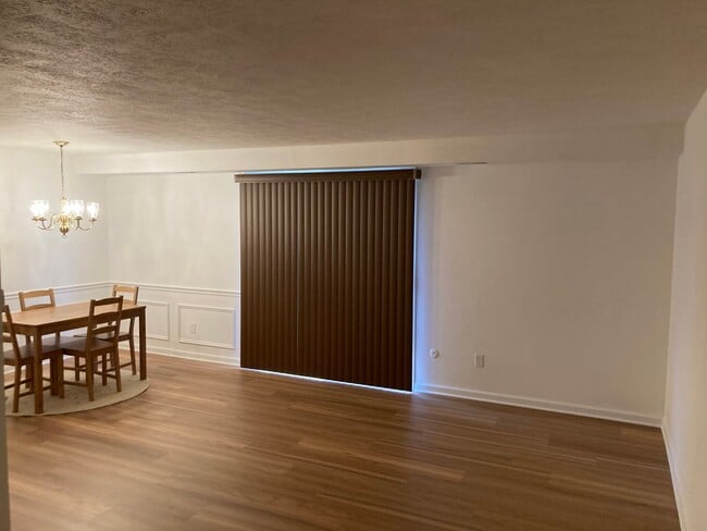 Building Photo - 2469 Brook Ledge Rd