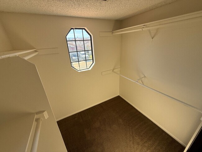 Building Photo - Spacious 4-Bedroom Home with Solar, Pool & Spa in Lancaster!