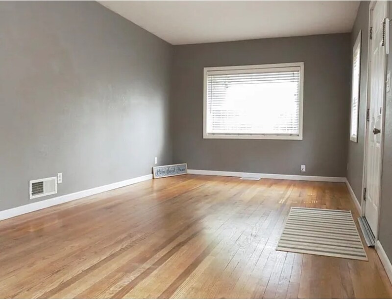 Building Photo - 1707 E Mallon Ave