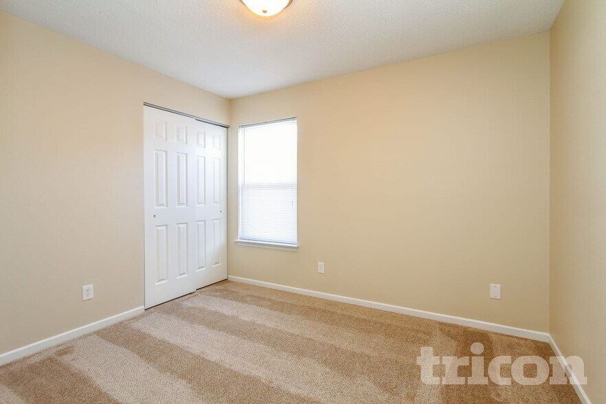 Building Photo - 2832 Redland Ln