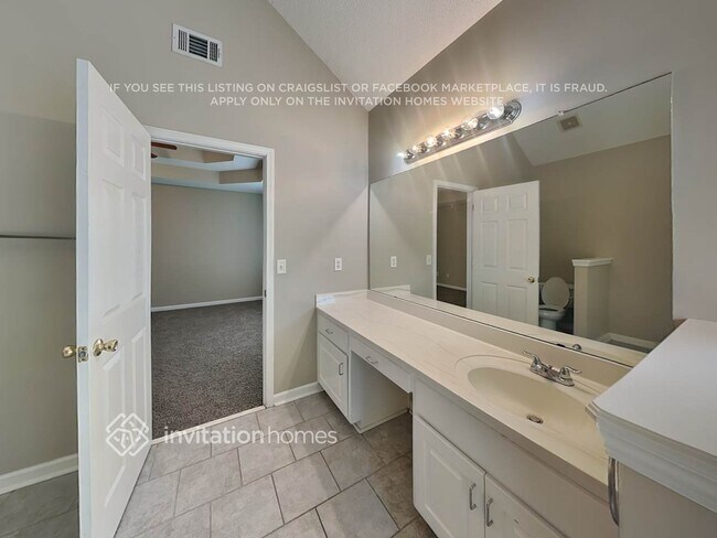 Building Photo - 4103 Lake Summit Ct
