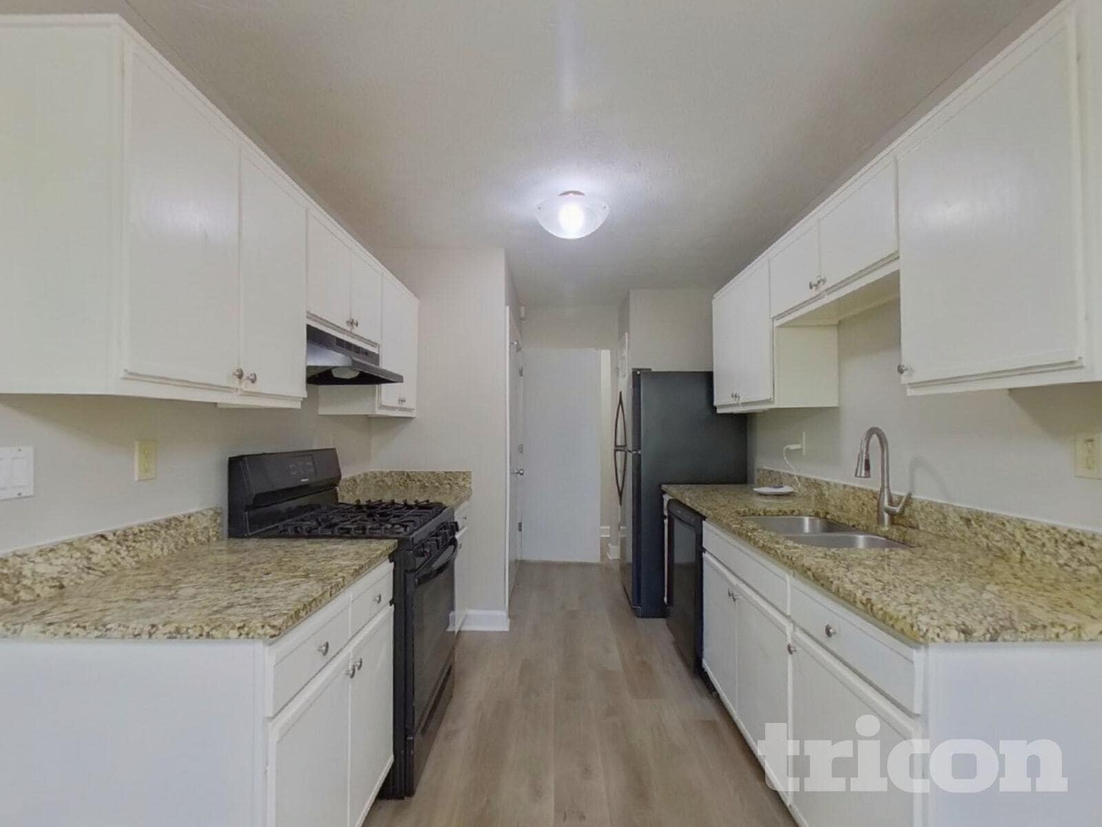 Building Photo - 2543 Mistletoe Ln SW