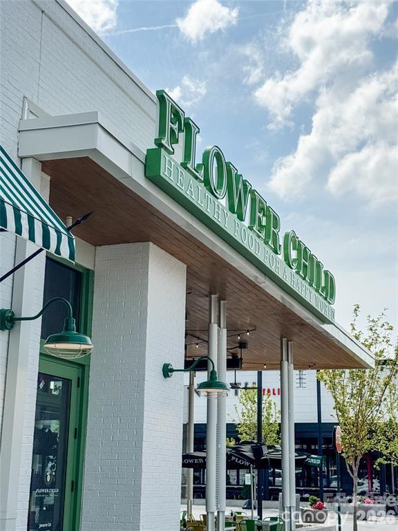 Building Photo - 15351 Ballancroft Pkwy