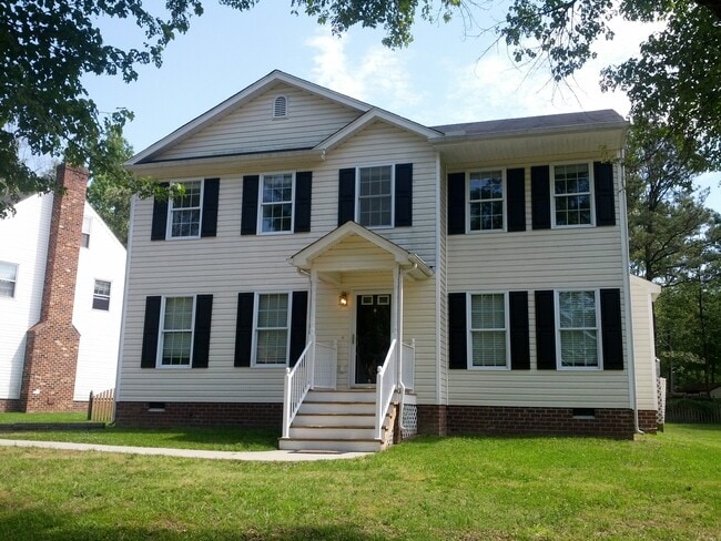Primary Photo - Chesterfield 4 bedroom 3 Full Bath Home-Be...