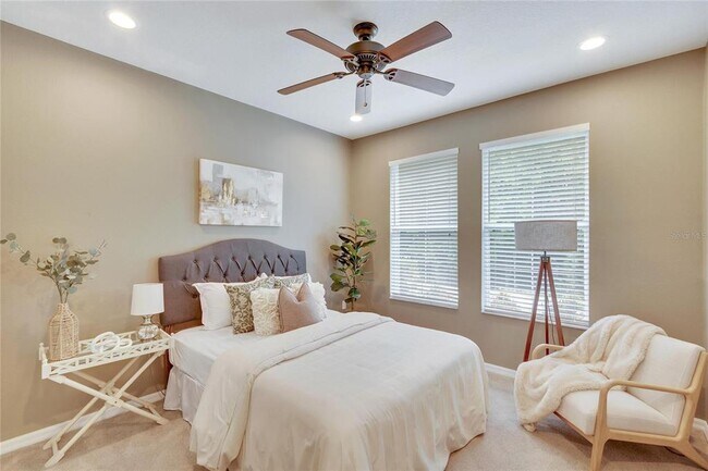 Building Photo - 213 Sela Cove Cir