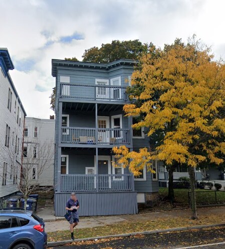 Building Photo - 530 Cambridge St
