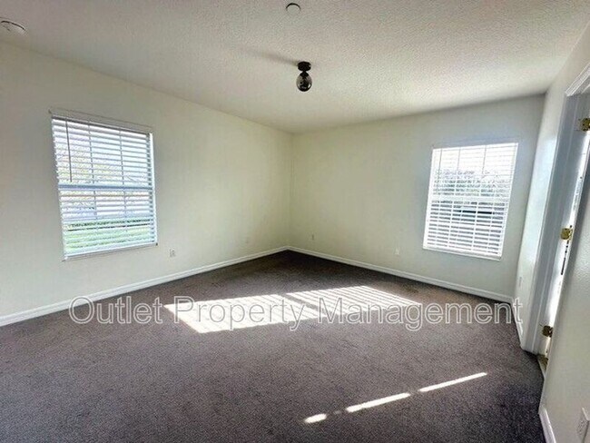 Building Photo - 9603 Fenrose Terrace