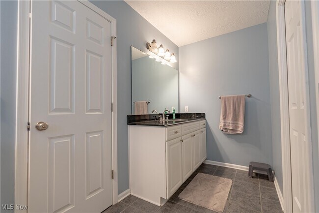 Building Photo - 7335 Bentham Cir NW