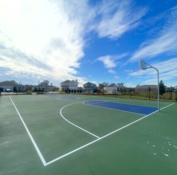 Building Photo - 3977 Willowbrook Dr