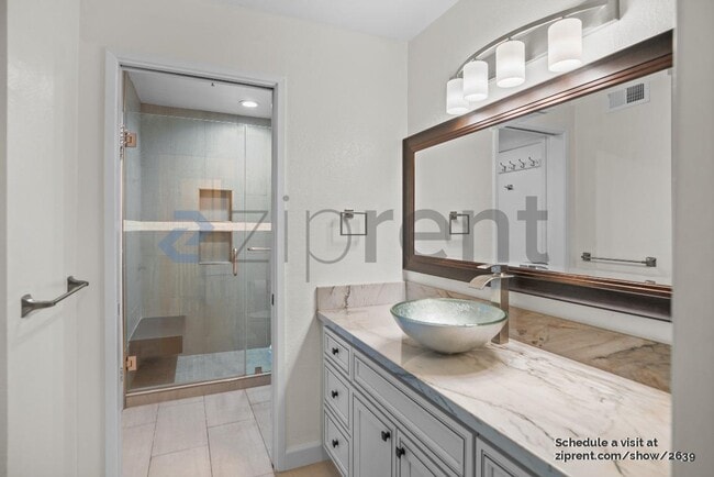 Building Photo - 49 Showers Dr