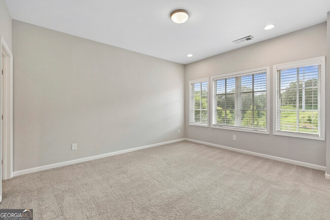 Building Photo - 1954 Summit Trace Cir NW