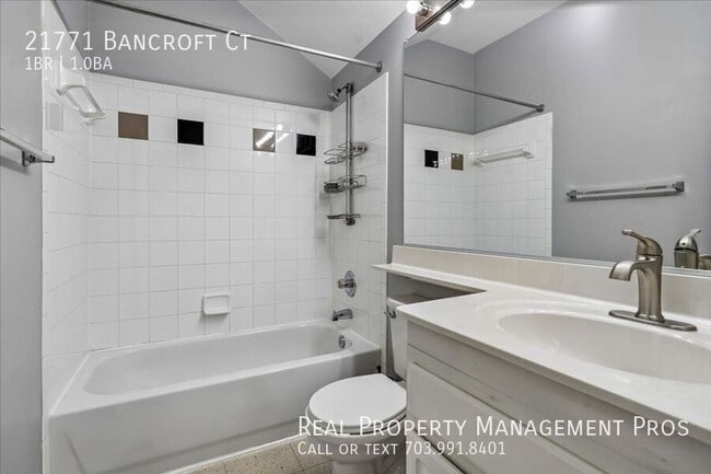 Building Photo - 21771 Bancroft Ct