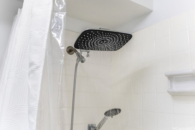 Building Photo - 2345 Ala Wai Blvd