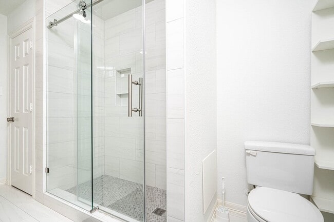 Building Photo - 5907 Ballina Canyon Ln