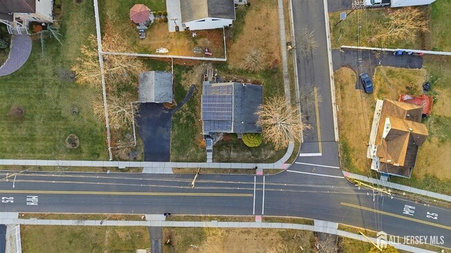 Building Photo - 58 Brotherhood St