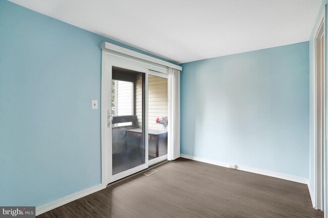 Building Photo - 9410 Walburg Way