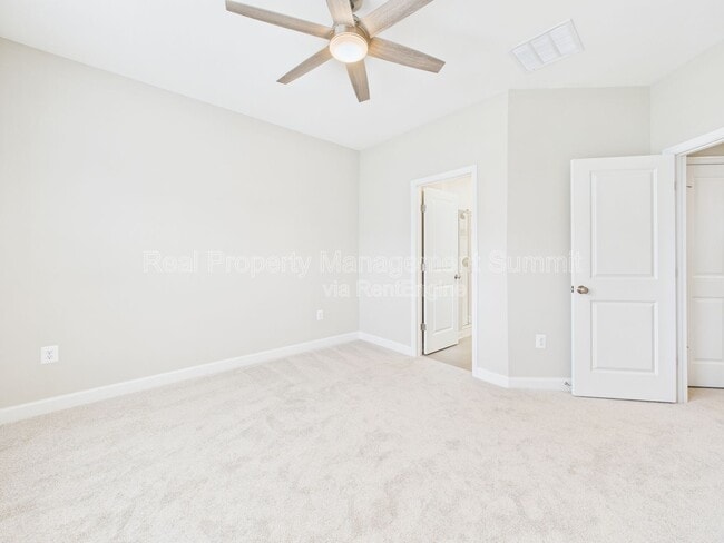 Building Photo - 3483 Monterey Dr
