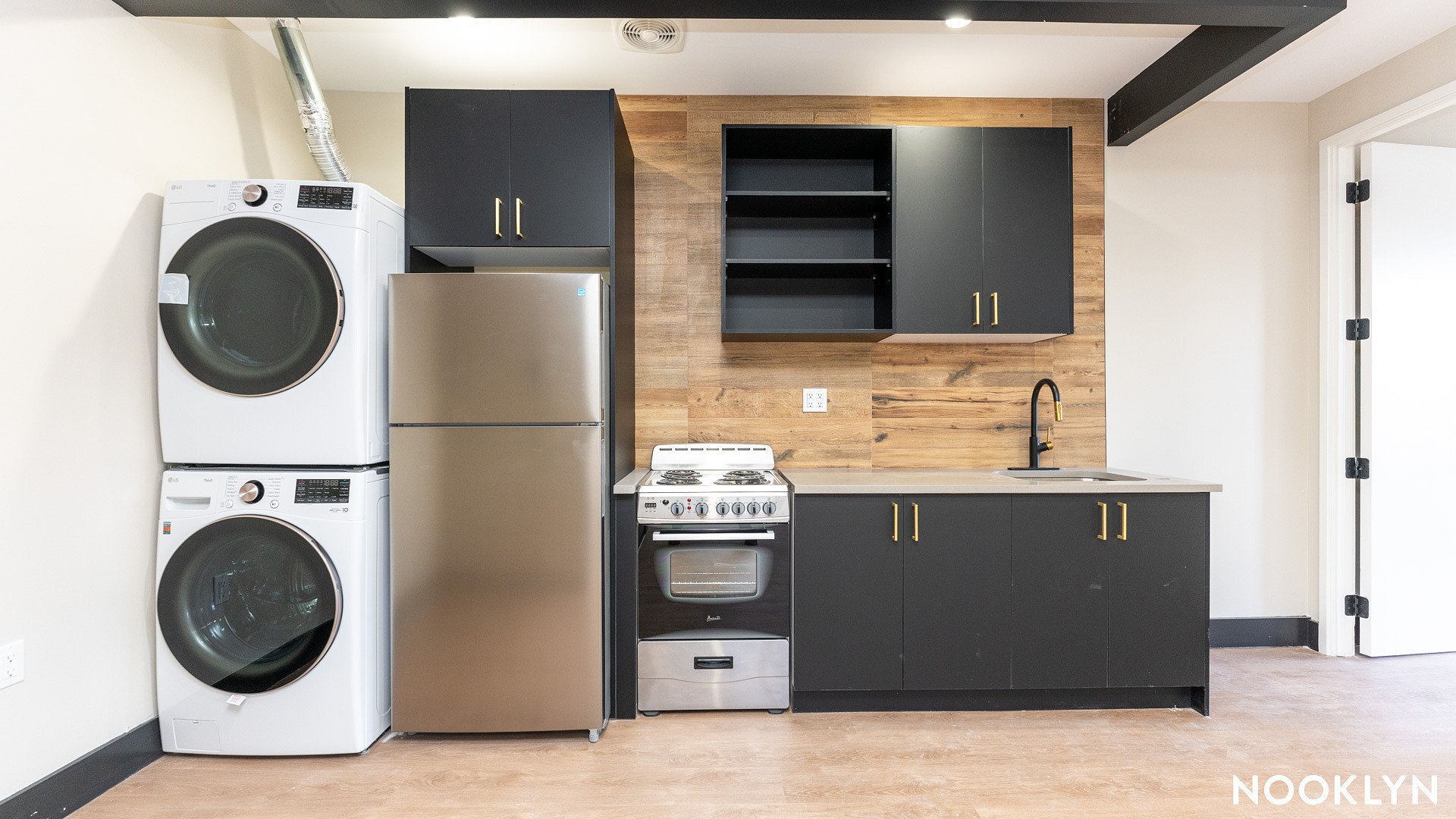 Building Photo - 1665 Brooklyn Ave