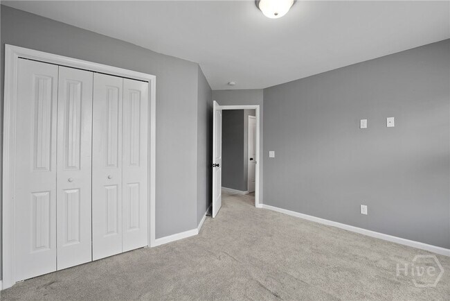 Building Photo - 11 Swallow Tail Cir