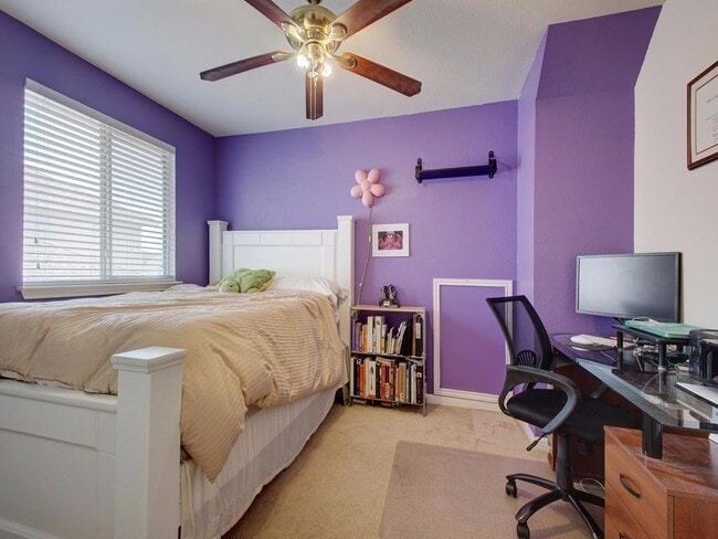 Building Photo - 15104 Fernhill Dr