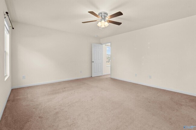 Building Photo - 313 Mertle Dr