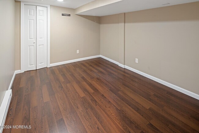 Building Photo - 362 Elton Adelphia Rd