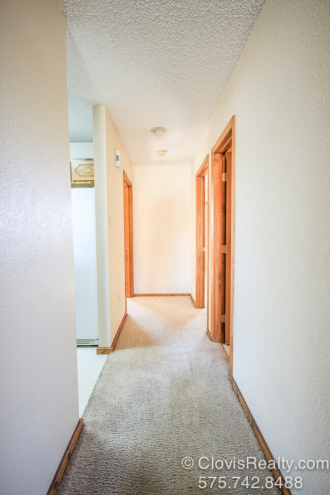 Building Photo - 813 Stanton Pl