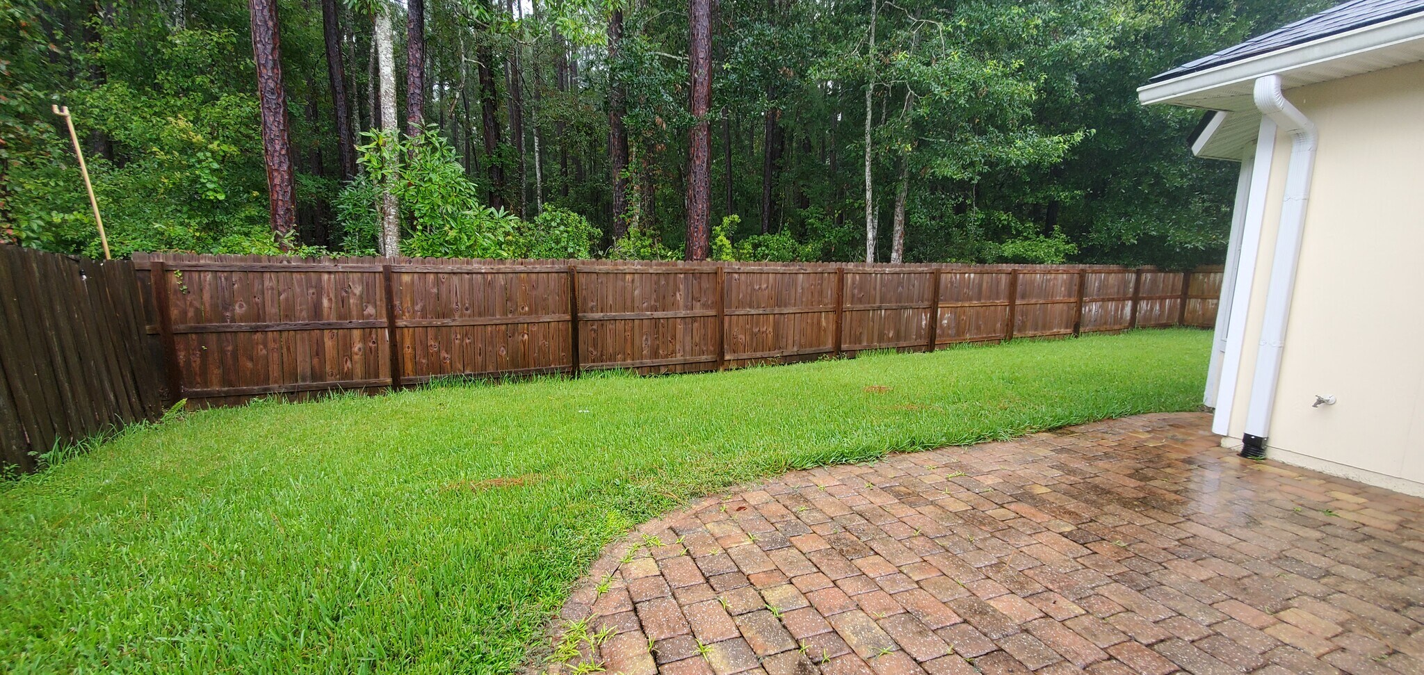 Building Photo - 996 Beckingham Dr