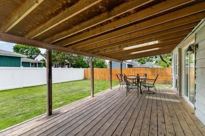 Building Photo - 2303 Sweetbriar Ave