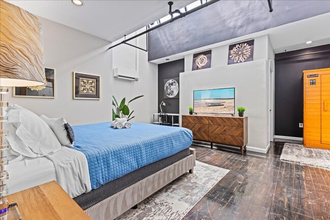 Building Photo - 3813 Atlantic Ave