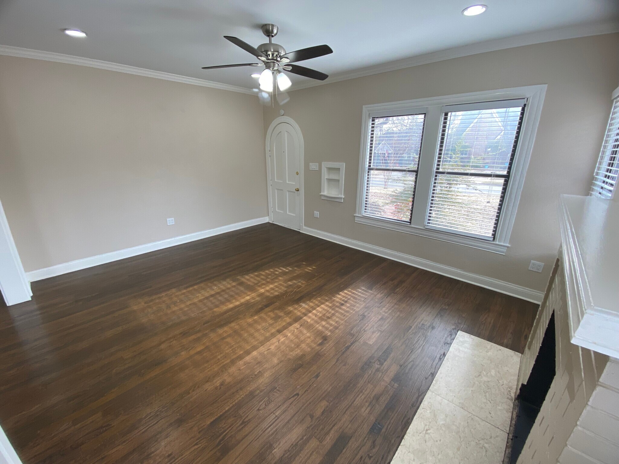 Building Photo - 839 Thomasson Dr