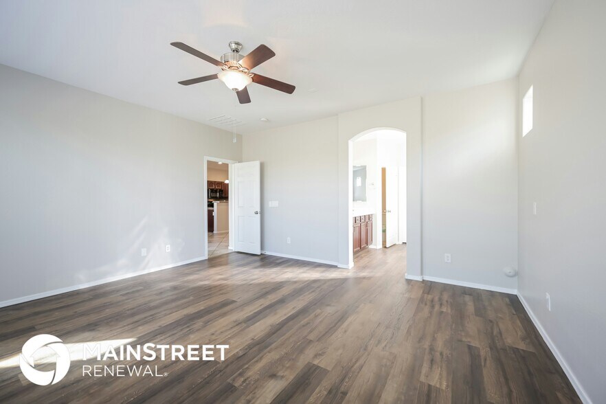 Building Photo - 42716 N 44th Dr