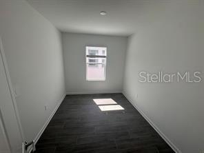 Building Photo - 2599 Runners Cir