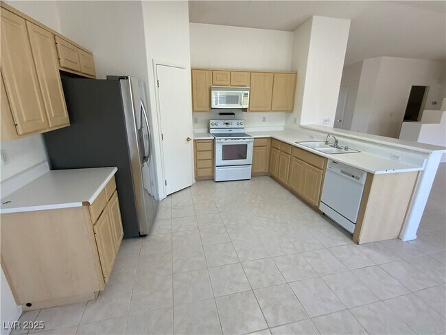 Building Photo - 1153 Elam St