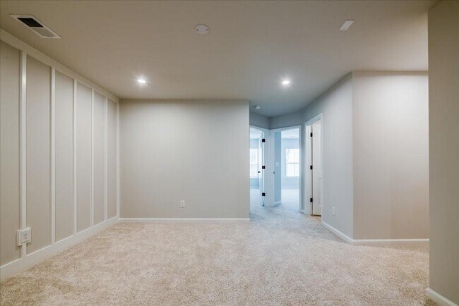 Building Photo - 5769 Tillman Way