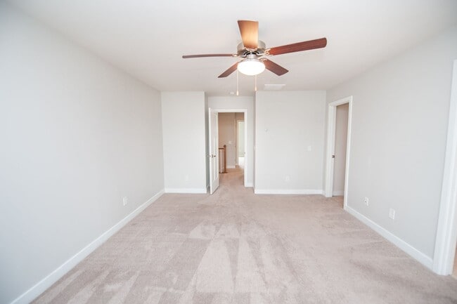 Building Photo - 3BR/2.5BA Upgraded Luxury Townhome on Spartanburg’s Westside, NO APPLICATION FEE if APPROVED