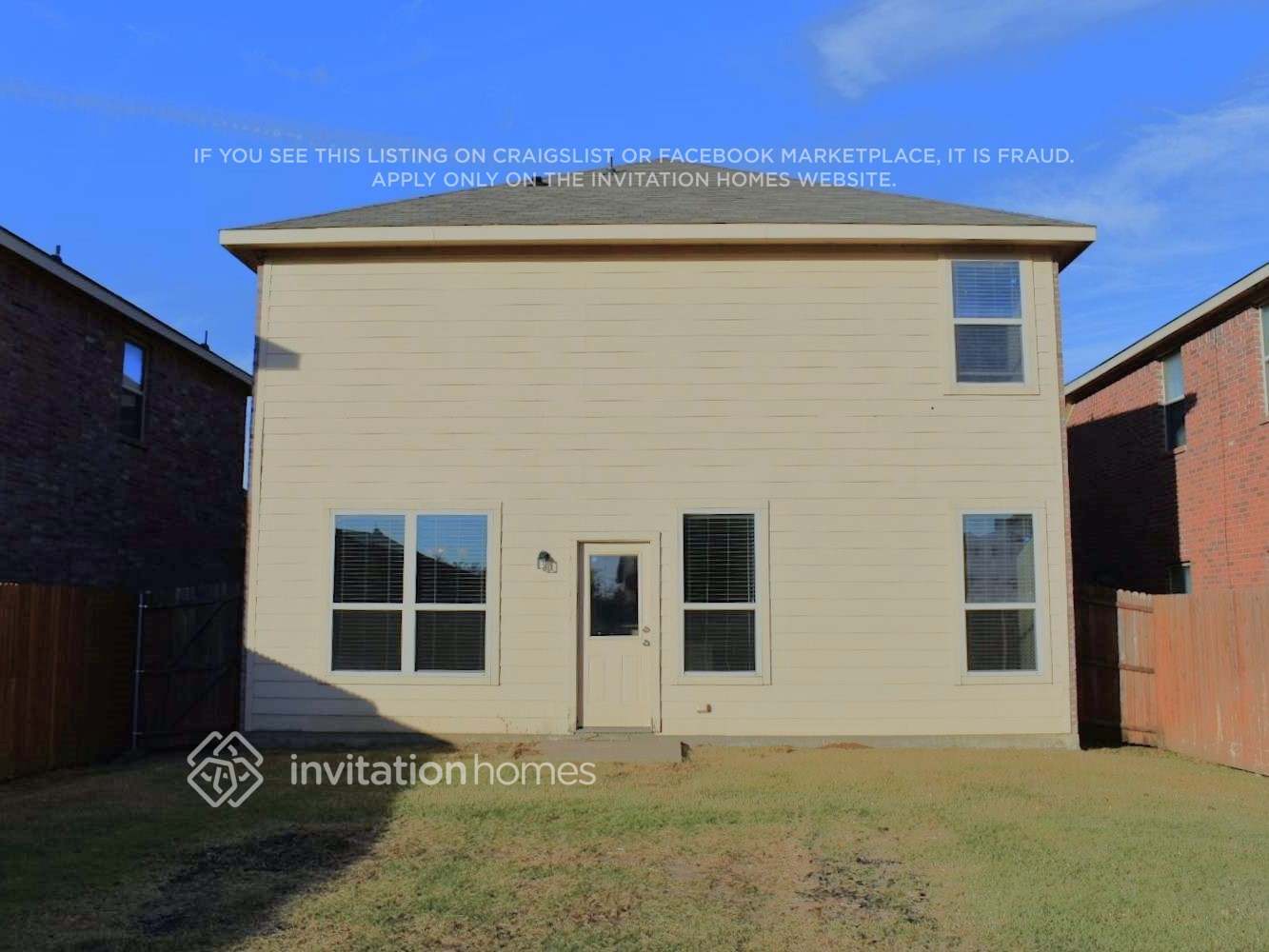 Building Photo - 5549 Thunder Bay Dr