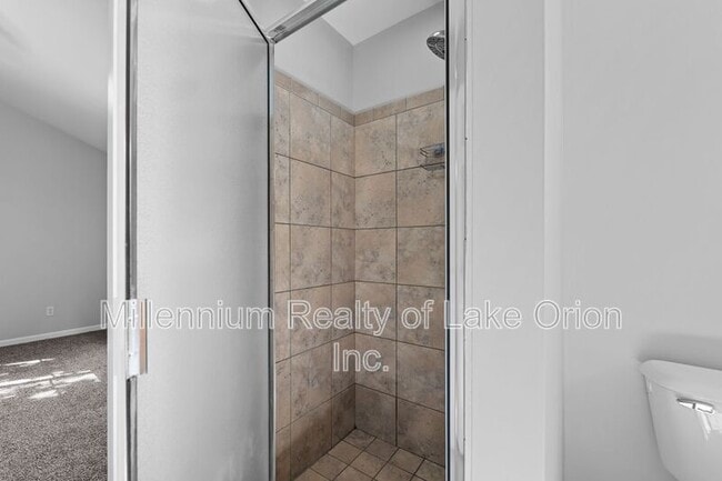 Building Photo - 420 James Cir