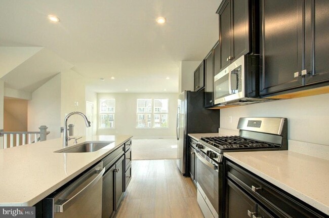 Primary Photo - 110 Fletcher Cir