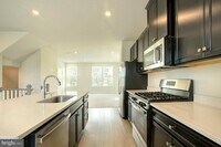 Building Photo - 110 Fletcher Cir