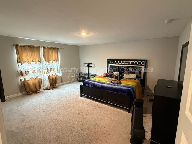 Building Photo - 8754 Laurelton Pl