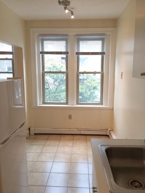 Building Photo - 1622 Commonwealth Ave