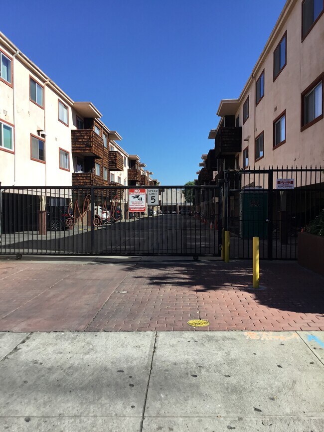 Gated Parking - 5400 Newcastle Ave